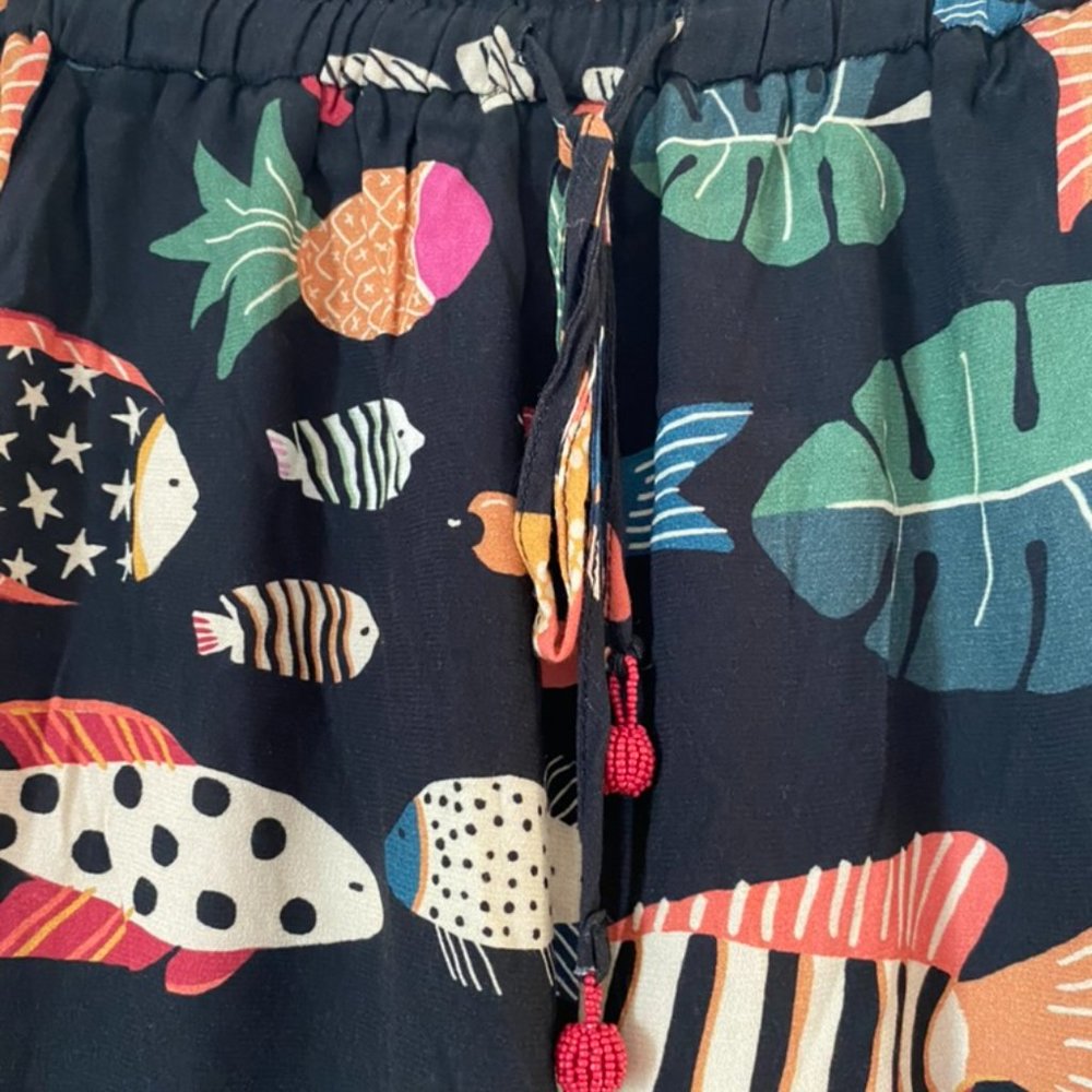 Farm Rio Fish Pants, Size S - Picture 3 of 5